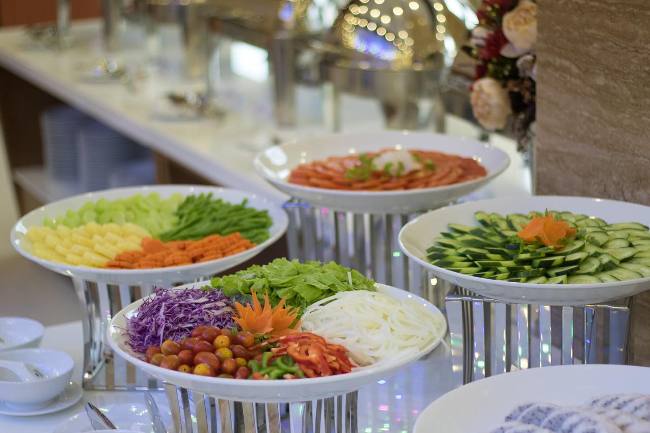 Khanh Linh Hotel Pleiku Eksteriør bilde