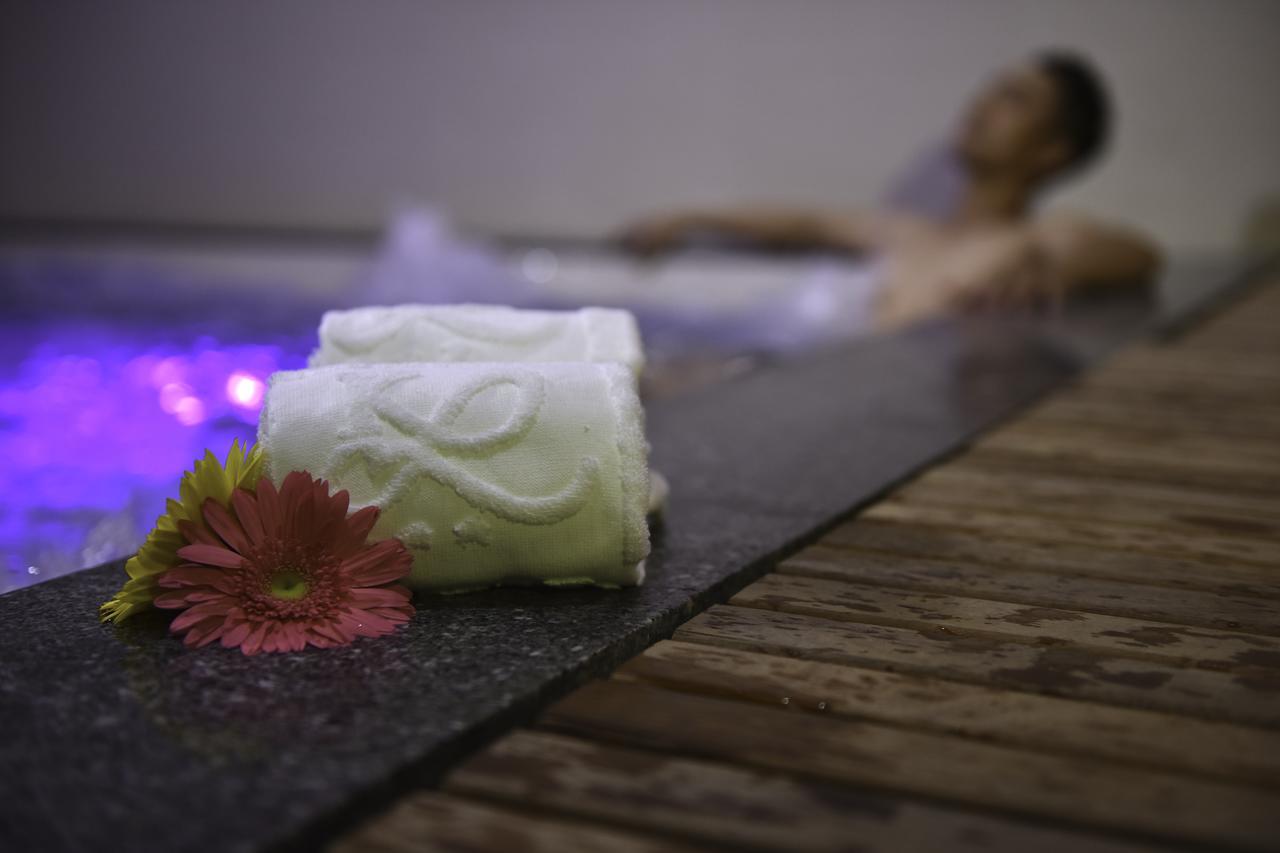 Khanh Linh Hotel Pleiku Eksteriør bilde