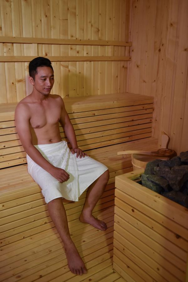 Khanh Linh Hotel Pleiku Eksteriør bilde