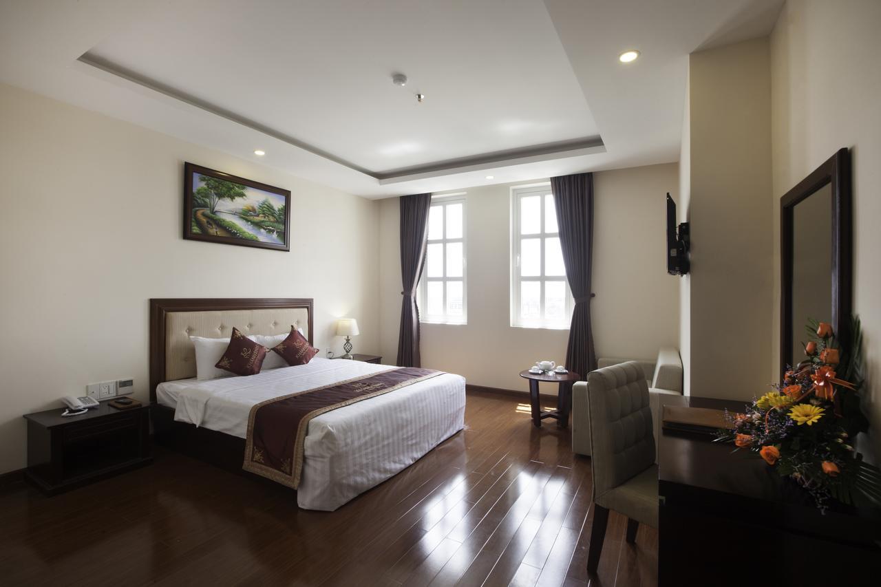 Khanh Linh Hotel Pleiku Eksteriør bilde